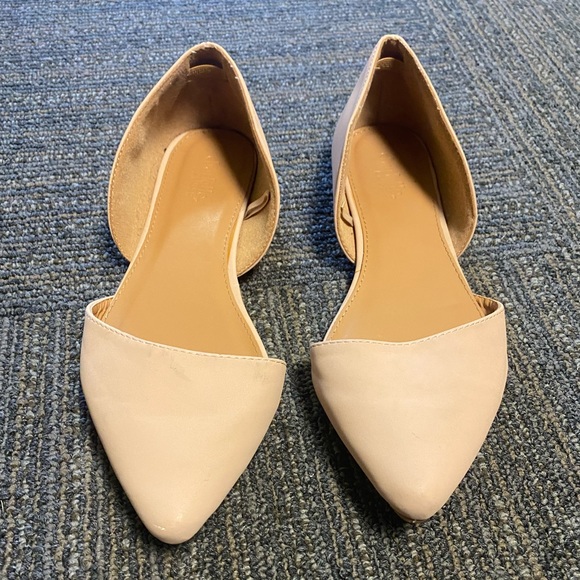Pointed toe nude flats size 7 - Picture 3 of 6